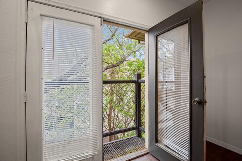 Tiny photo for 914 W 22nd 1/2 ST #304, Austin, TX 78705 (MLS # 7375980)