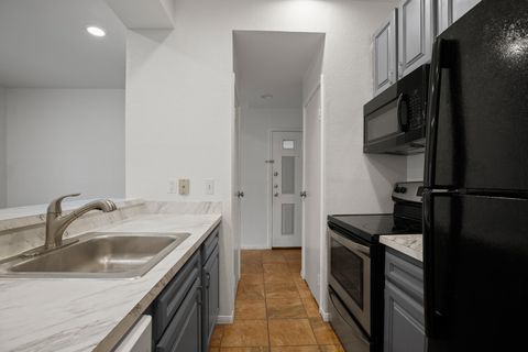 Photo of 914 W 22nd 1/2 ST #304, Austin, TX 78705 (MLS # 7375980)