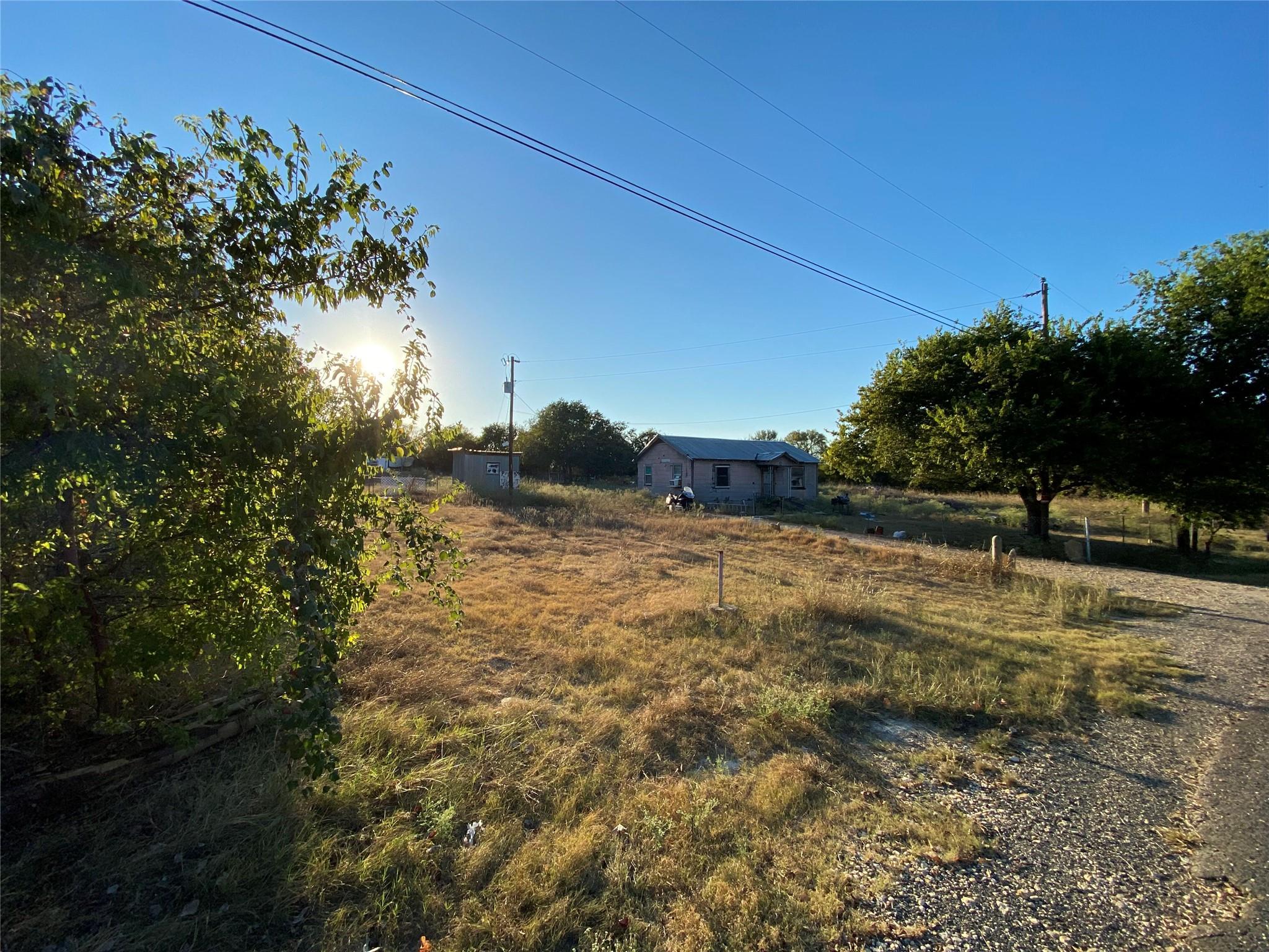 404 Whispering Oaks LOOP