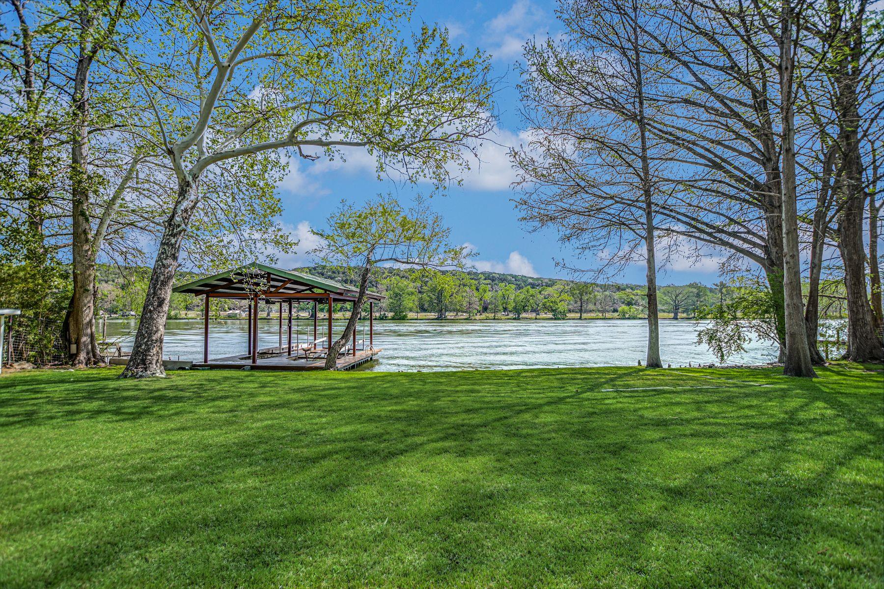 1707 River Hills RD B & C