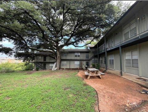 Photo of 509 Cedar DR #102, Georgetown, TX 78628 (MLS # 6687622)