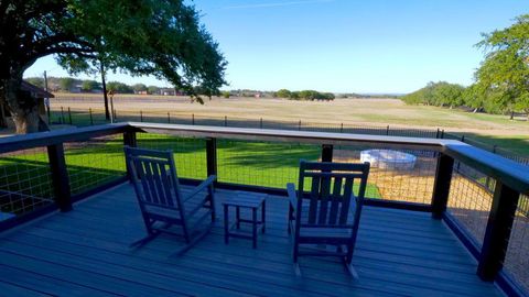 1115 County Road 414 Spicewood TX 78669
