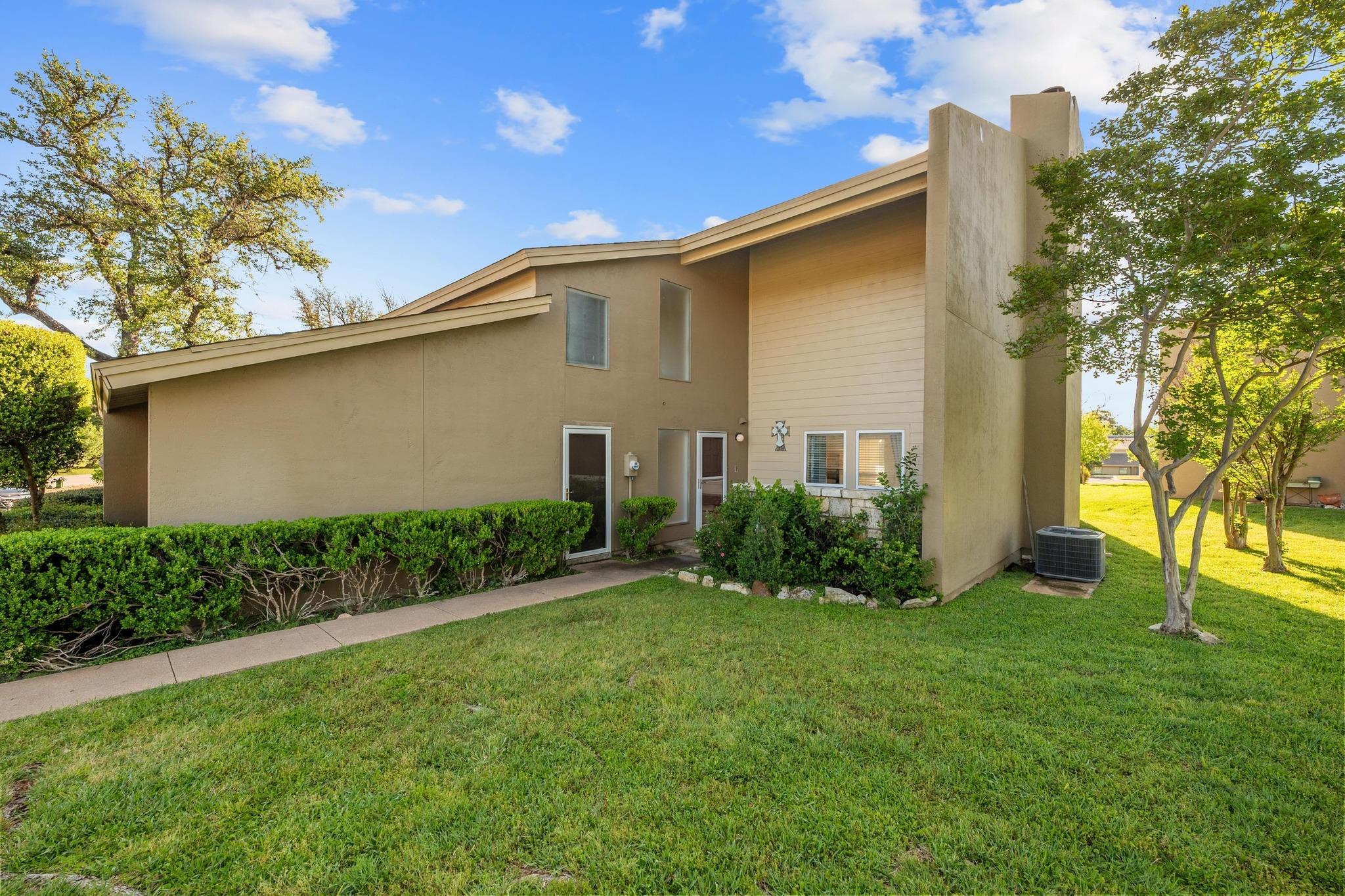 211 Lido CIR N 1