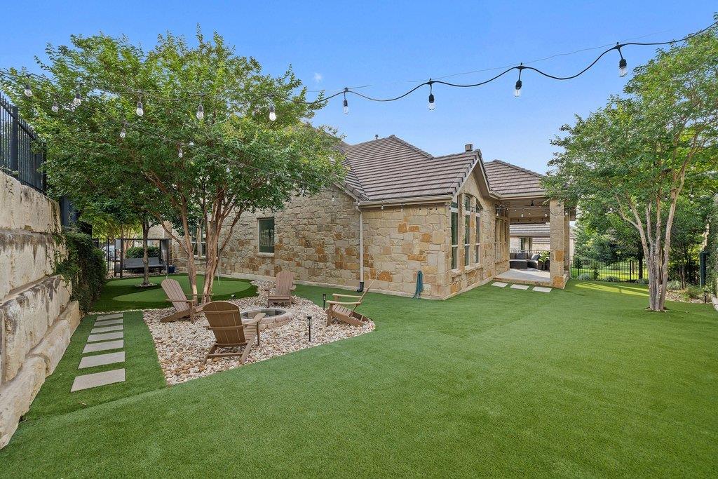 201 Maxwell WAY