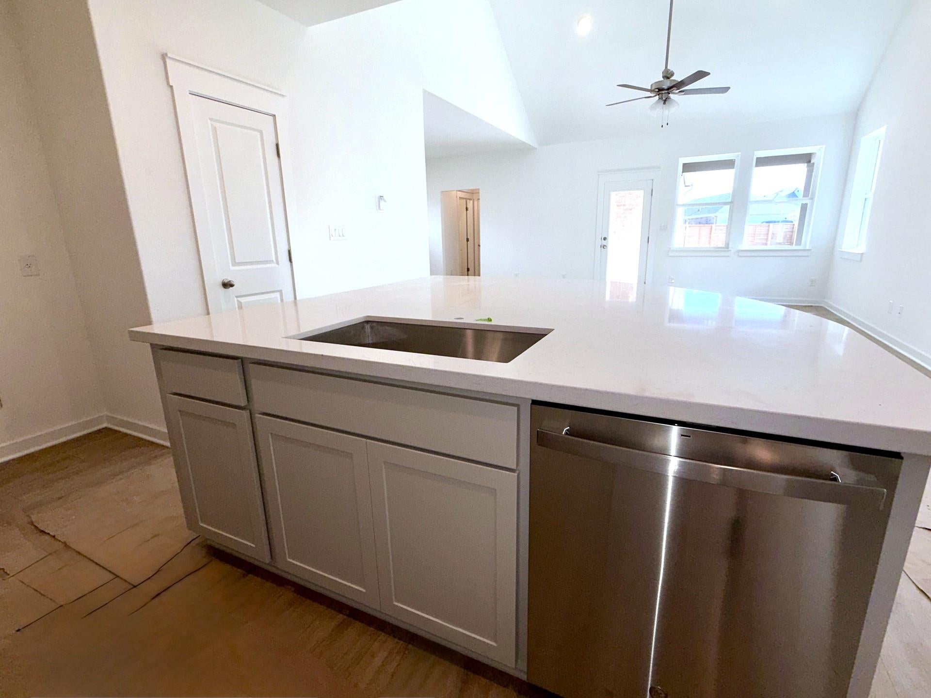 504 Bloomington LOOP