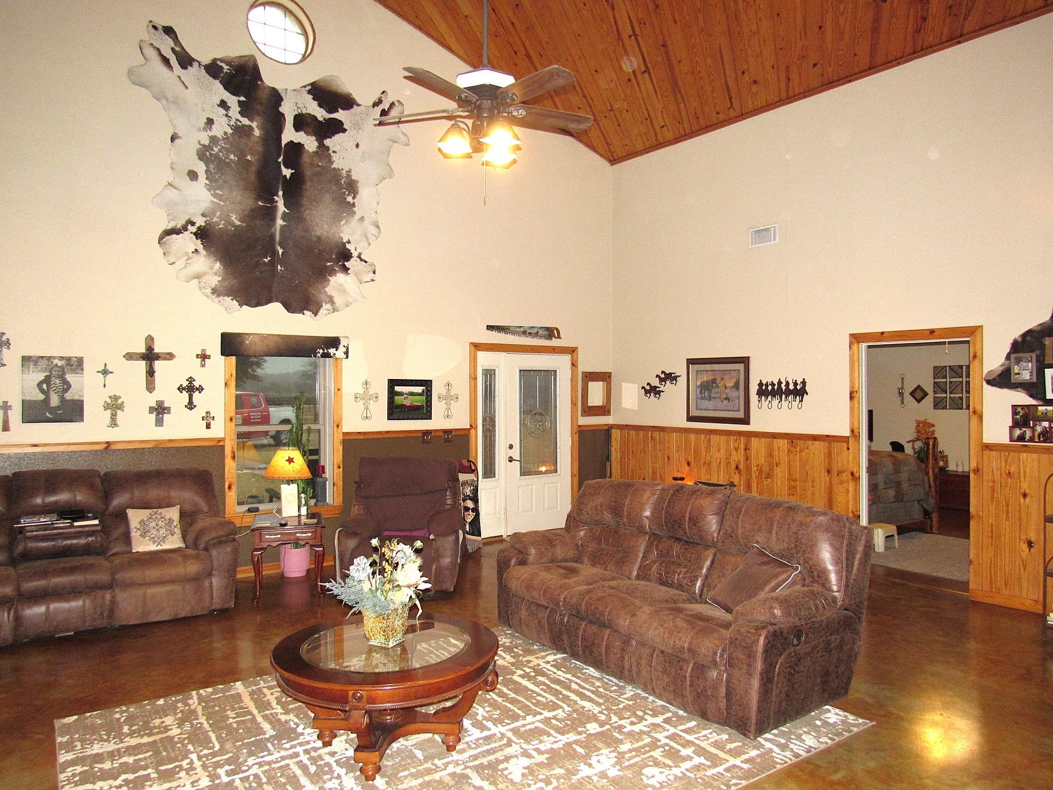 1361 Ropers Alley RD