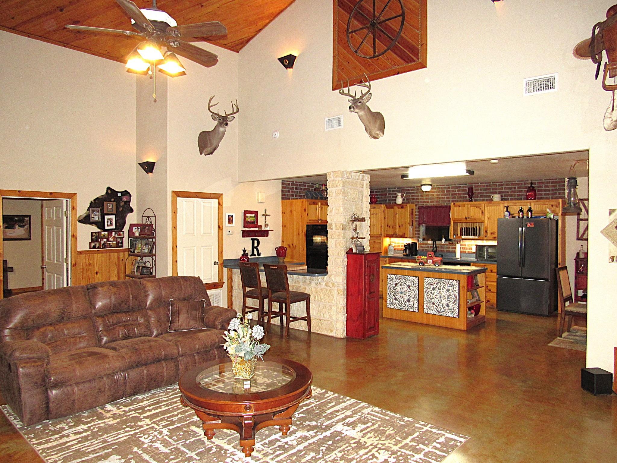 1361 Ropers Alley RD