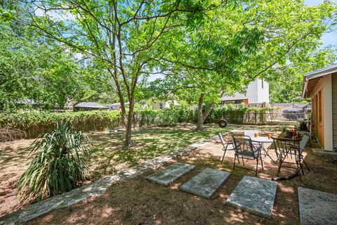 Tiny photo for 4606 S 2nd ST, Austin, TX 78745 (MLS # 3415650)