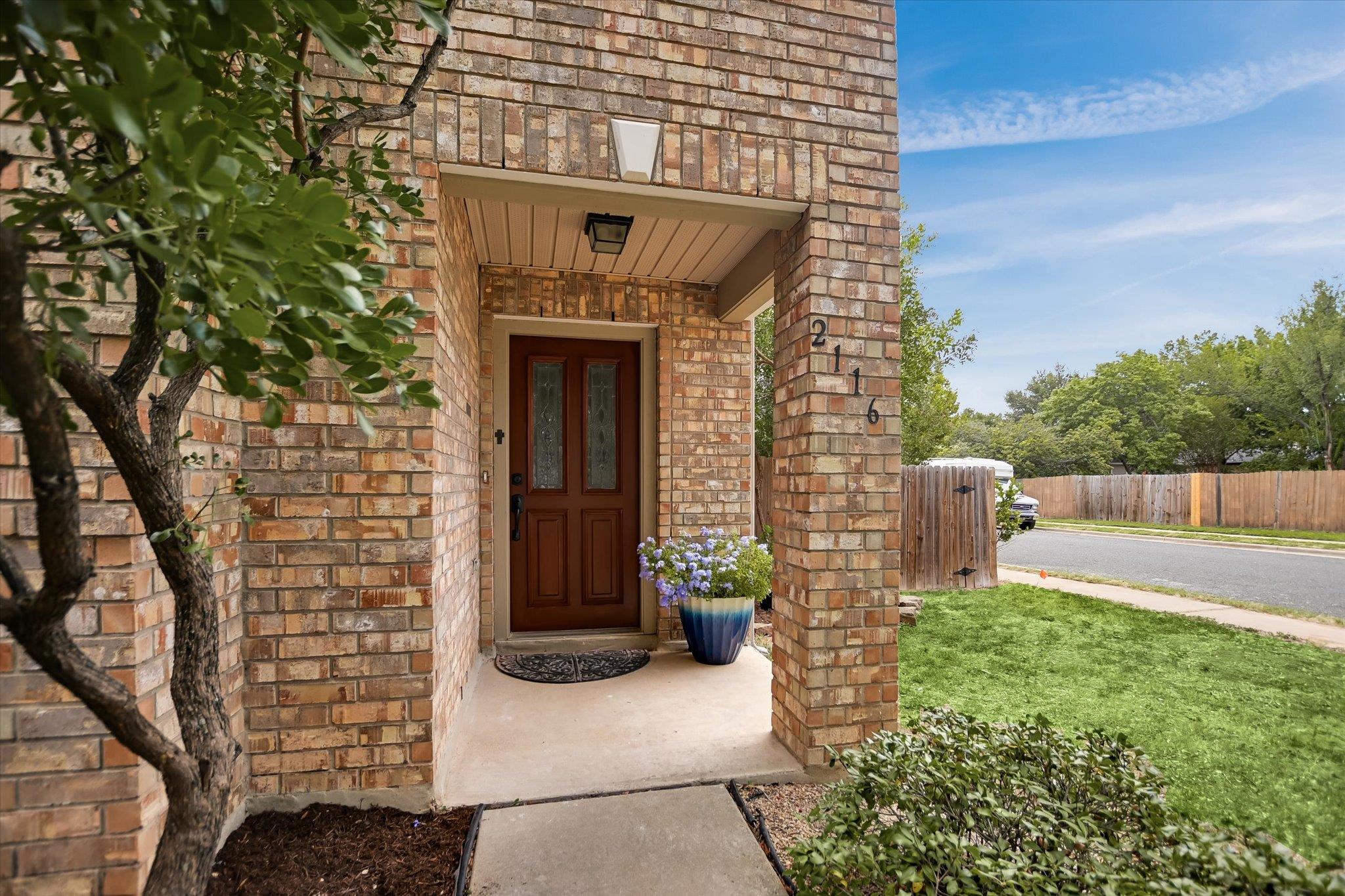 2116 Milan DR