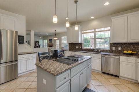 Tiny photo for 14 TORRINGTON LN, The Hills, TX 78738 (MLS # 5155710)
