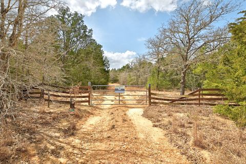 Photo of 109 Crepe Myrtle RD, Bastrop, TX 78602 (MLS # 3741632)