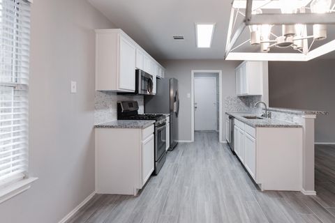 Tiny photo for 11608 Jim Thorpe LN, Austin, TX 78748 (MLS # 4359410)