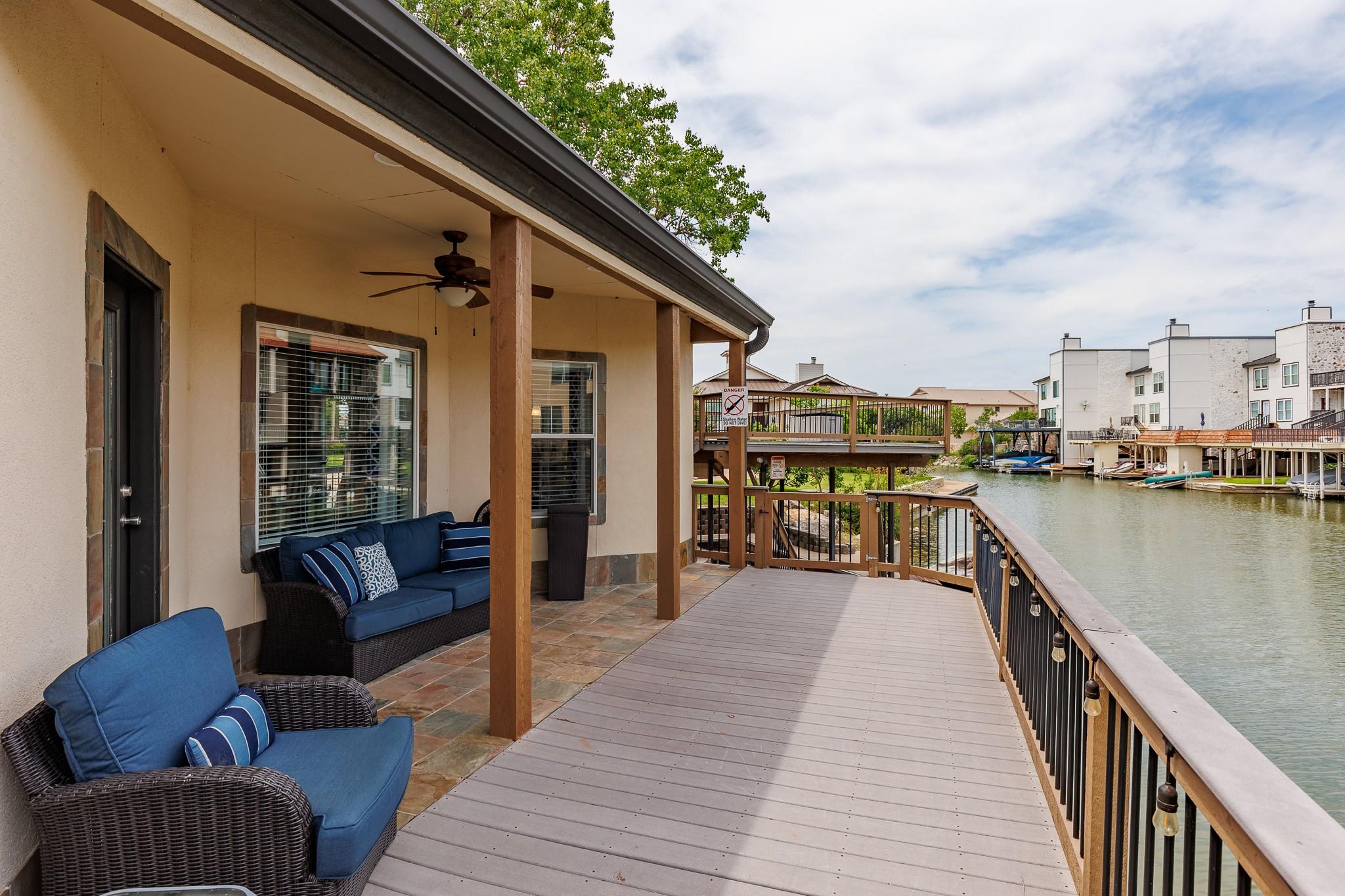 521 Lucy LN
