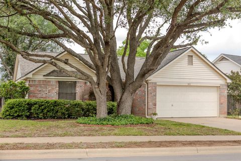 911 Deer Grove DR Cedar Park TX 78613