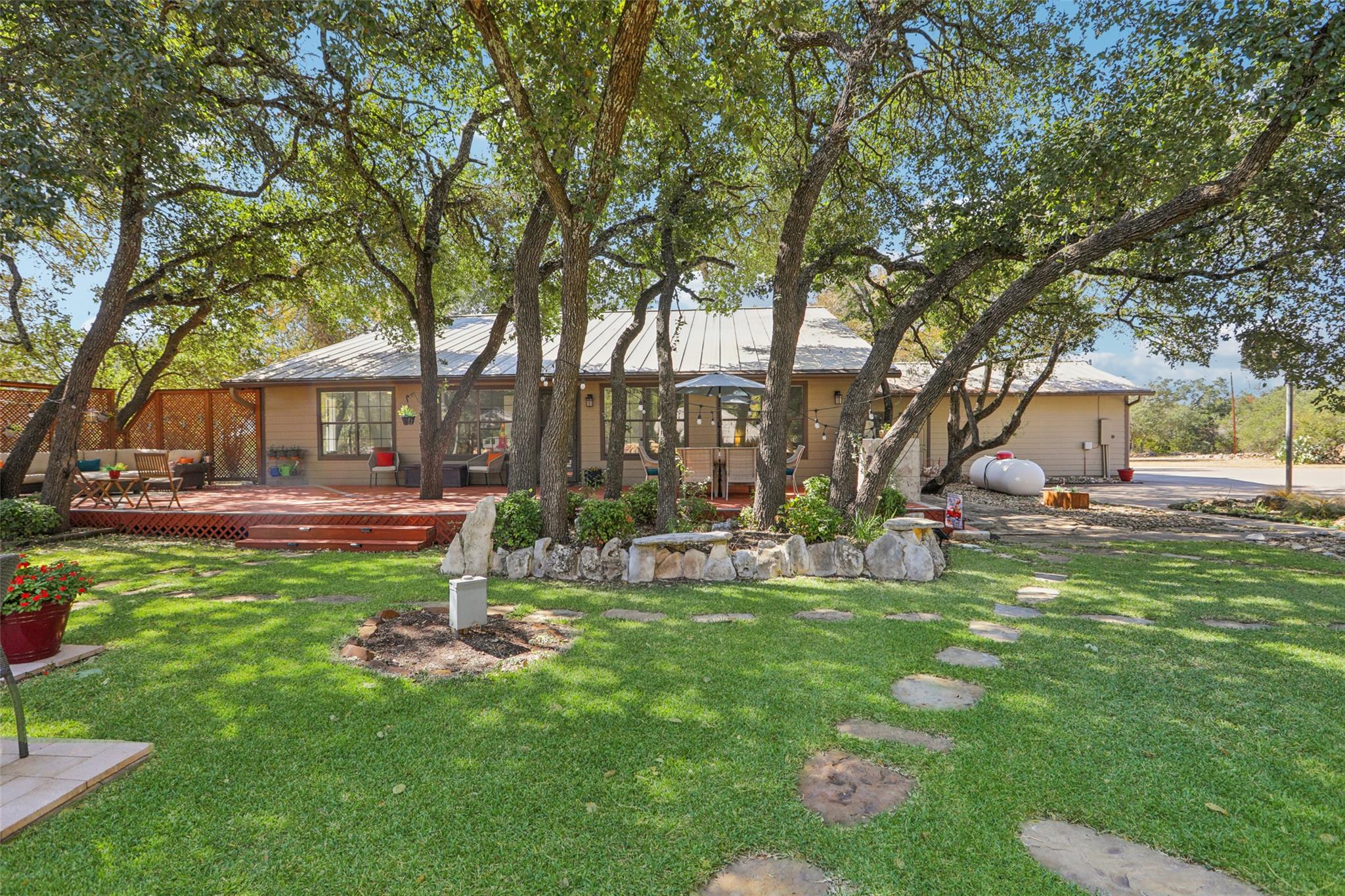 2858 Cedar Hollow RD