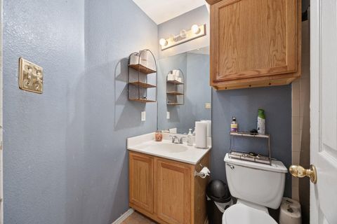 Tiny photo for 1906 W Pflugerville PKWY, Round Rock, TX 78664 (MLS # 1102674)