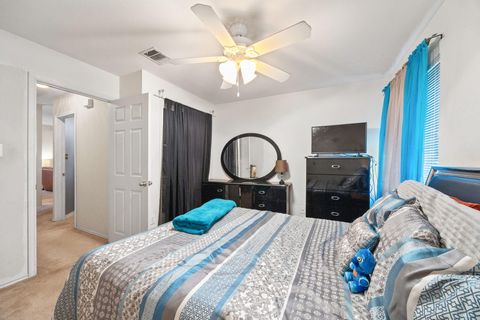 Tiny photo for 1906 W Pflugerville PKWY, Round Rock, TX 78664 (MLS # 1102674)