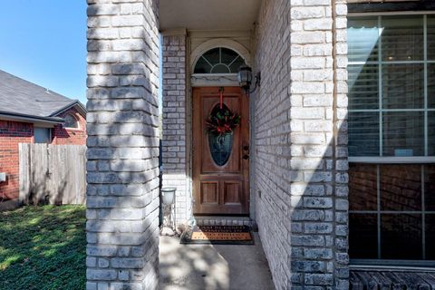 Tiny photo for 1906 W Pflugerville PKWY, Round Rock, TX 78664 (MLS # 1102674)