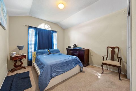 Tiny photo for 1906 W Pflugerville PKWY, Round Rock, TX 78664 (MLS # 1102674)