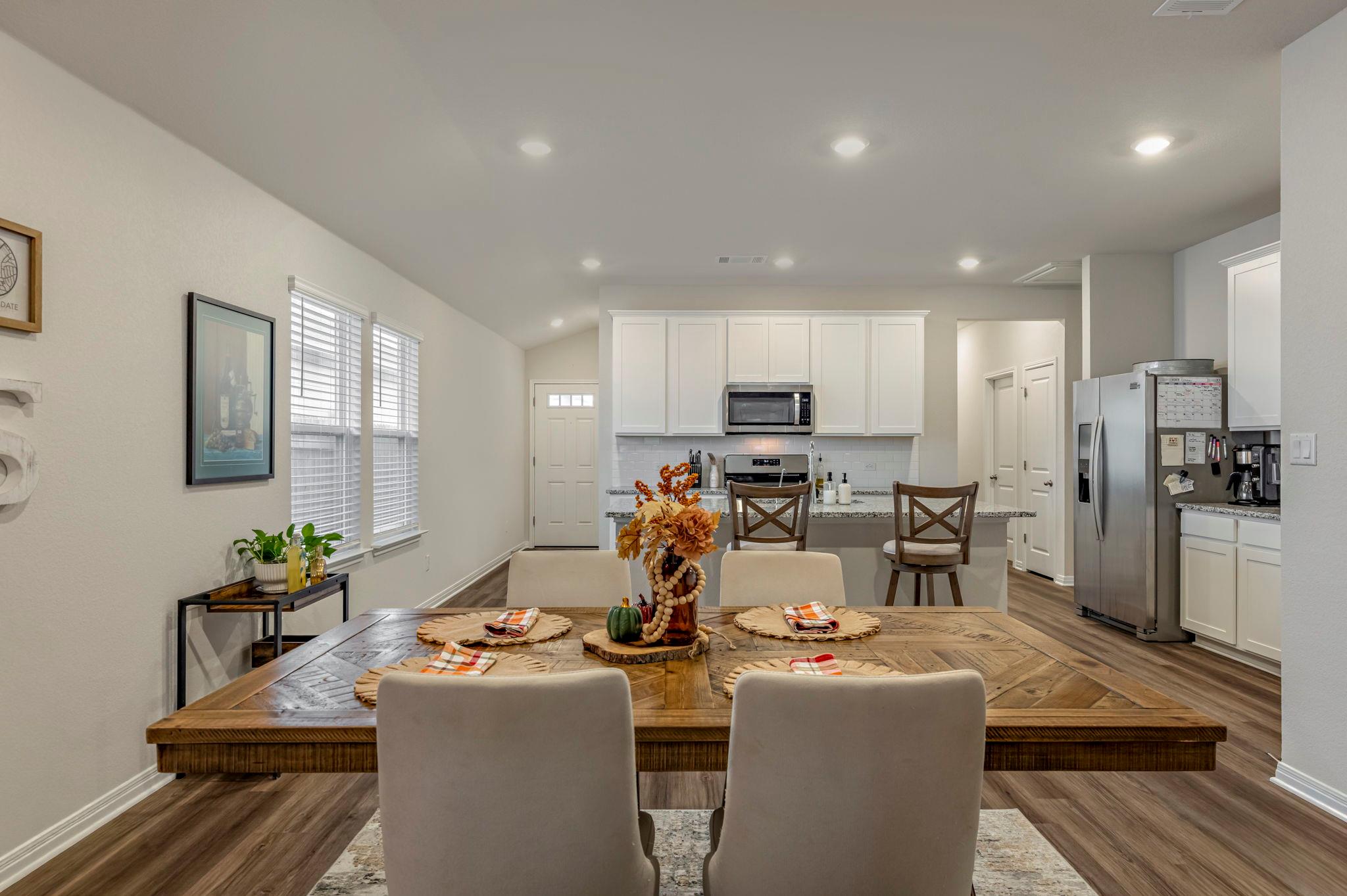 524 View DR