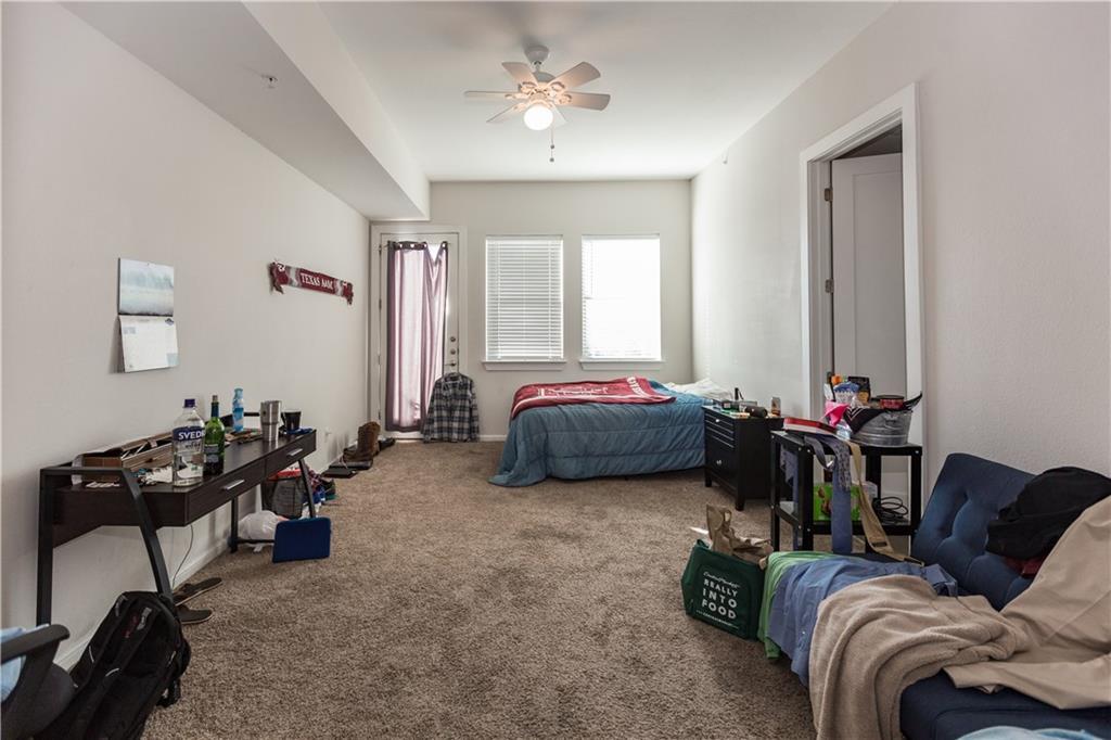 2708 San Pedro ST 302