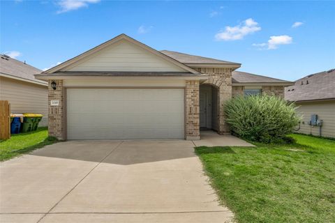 Photo of 1049 Velvet CT, Troy, TX 76579 (MLS # 9450828)