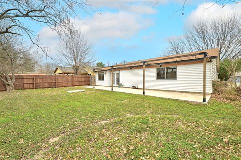 Tiny photo for 2309 Dovehill DR, Austin, TX 78744 (MLS # 7640876)