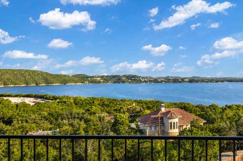 Tiny photo for 13805 Skyline DR, Austin, TX 78732 (MLS # 7212443)