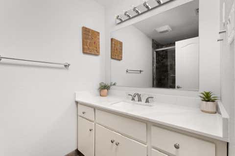 Tiny photo for 13805 Skyline DR, Austin, TX 78732 (MLS # 7212443)