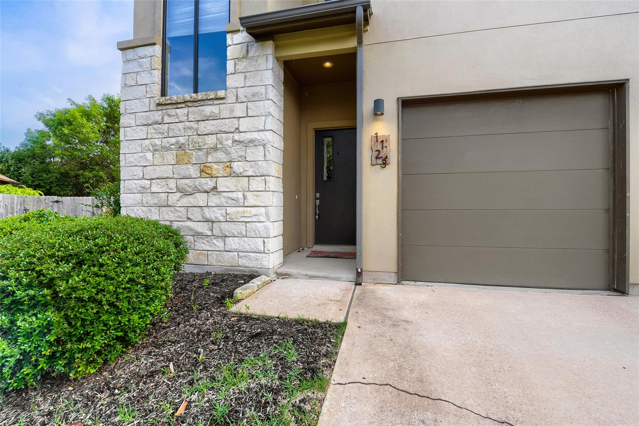 1123 Blair WAY
