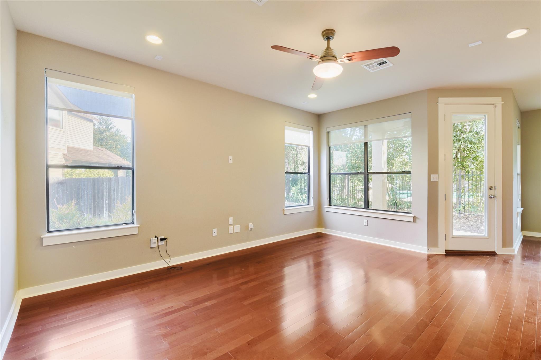1123 Blair WAY