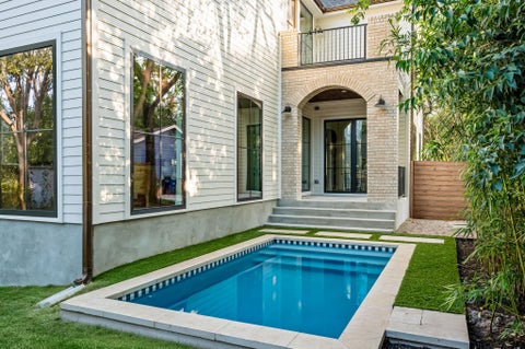 Photo of 404 W 55th 1/2 ST, Austin, TX 78751 (MLS # 6419793)