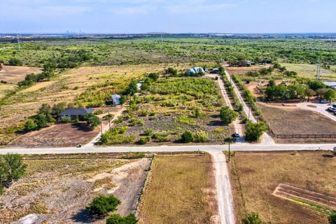 Photo of 1345 Rich LN, Buda, TX 78610 (MLS # 1002990)