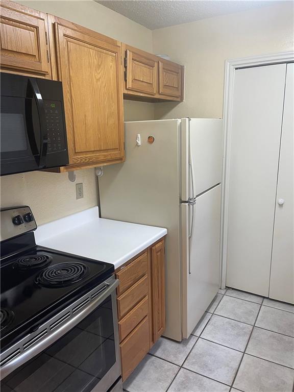 2409 LEON ST 206
