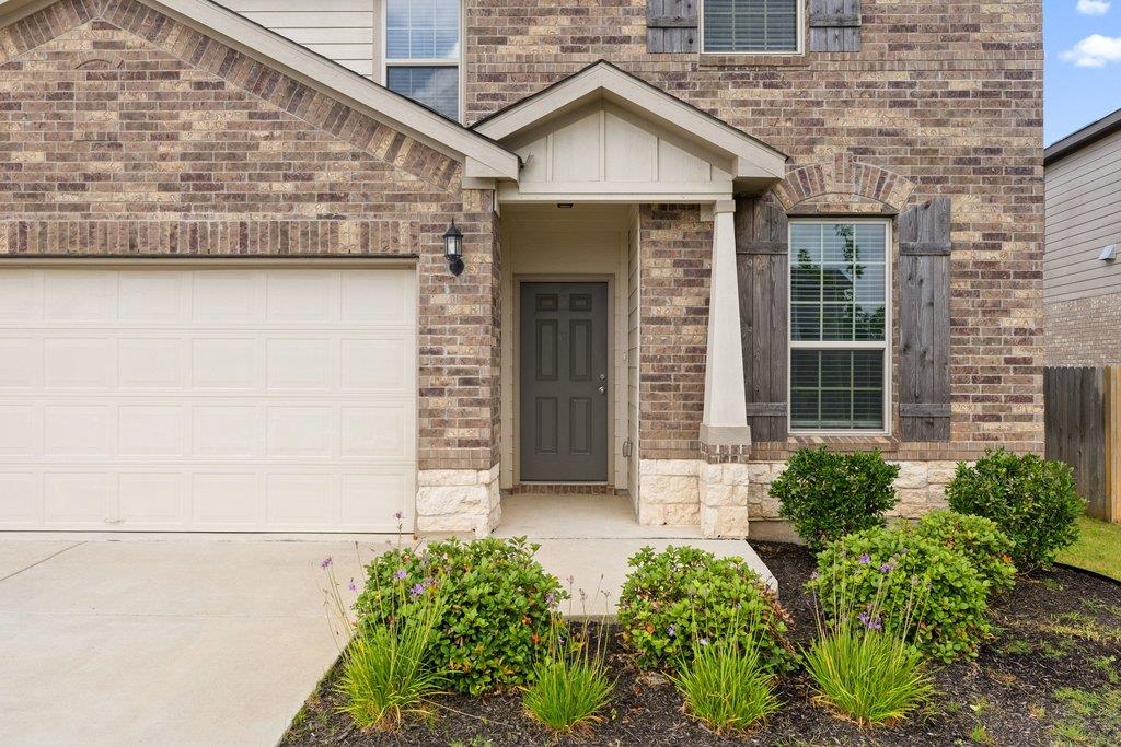 457 Bedford Falls LN