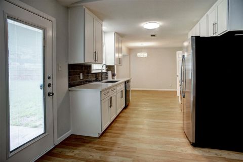 Tiny photo for 8512 Remington LN, Austin, TX 78758 (MLS # 8580388)