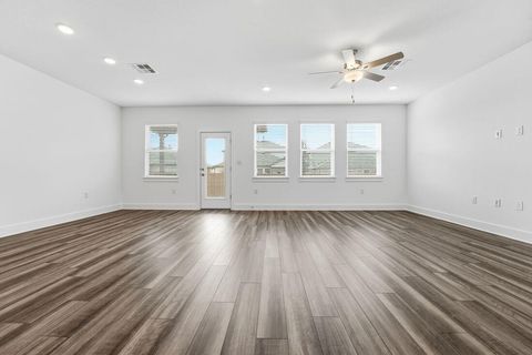 Tiny photo for 1301 Alana Falls Ave, Pflugerville, TX 78660 (MLS # 7745390)