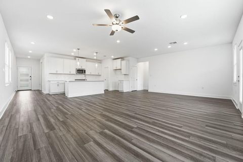 Tiny photo for 1301 Alana Falls Ave, Pflugerville, TX 78660 (MLS # 7745390)