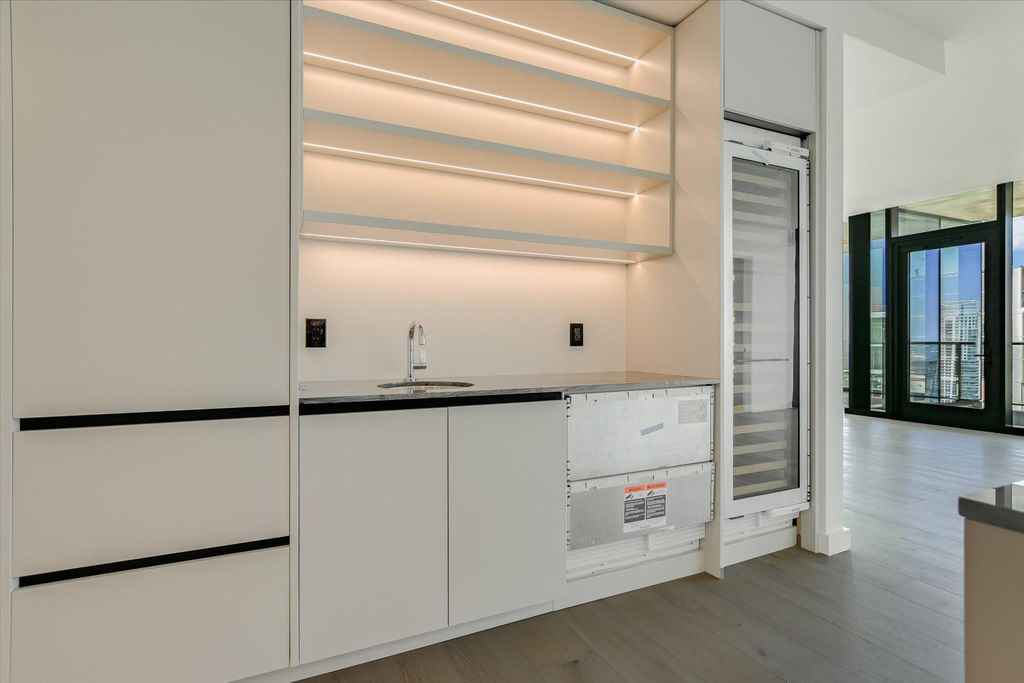 Photo of 610 Davis ST #4903, Austin, TX 78701 (MLS # 1987428)