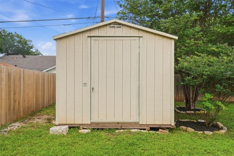Tiny photo for 1100 York Castle DR, Pflugerville, TX 78660 (MLS # 5911564)
