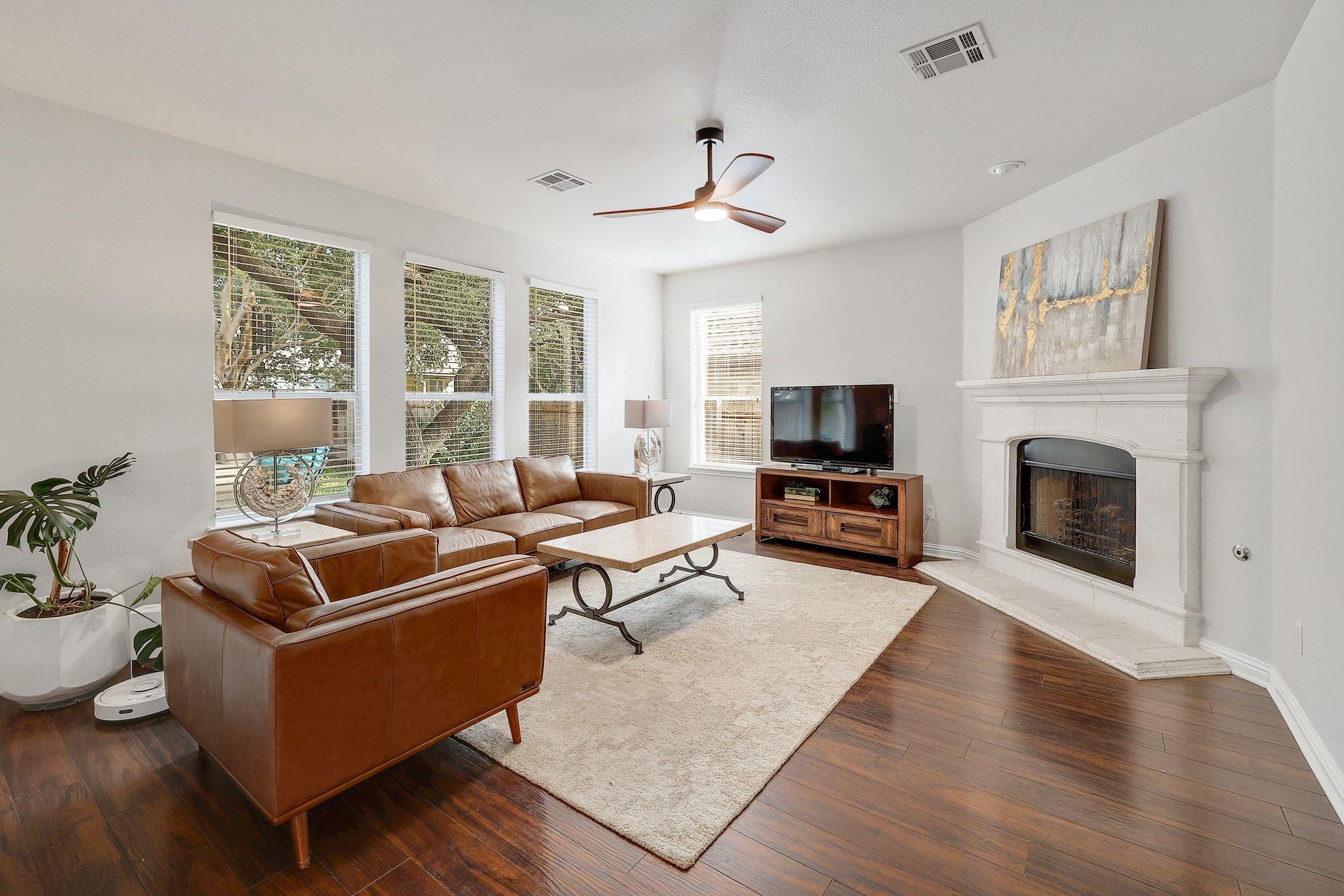 3754 Gentle Winds LN