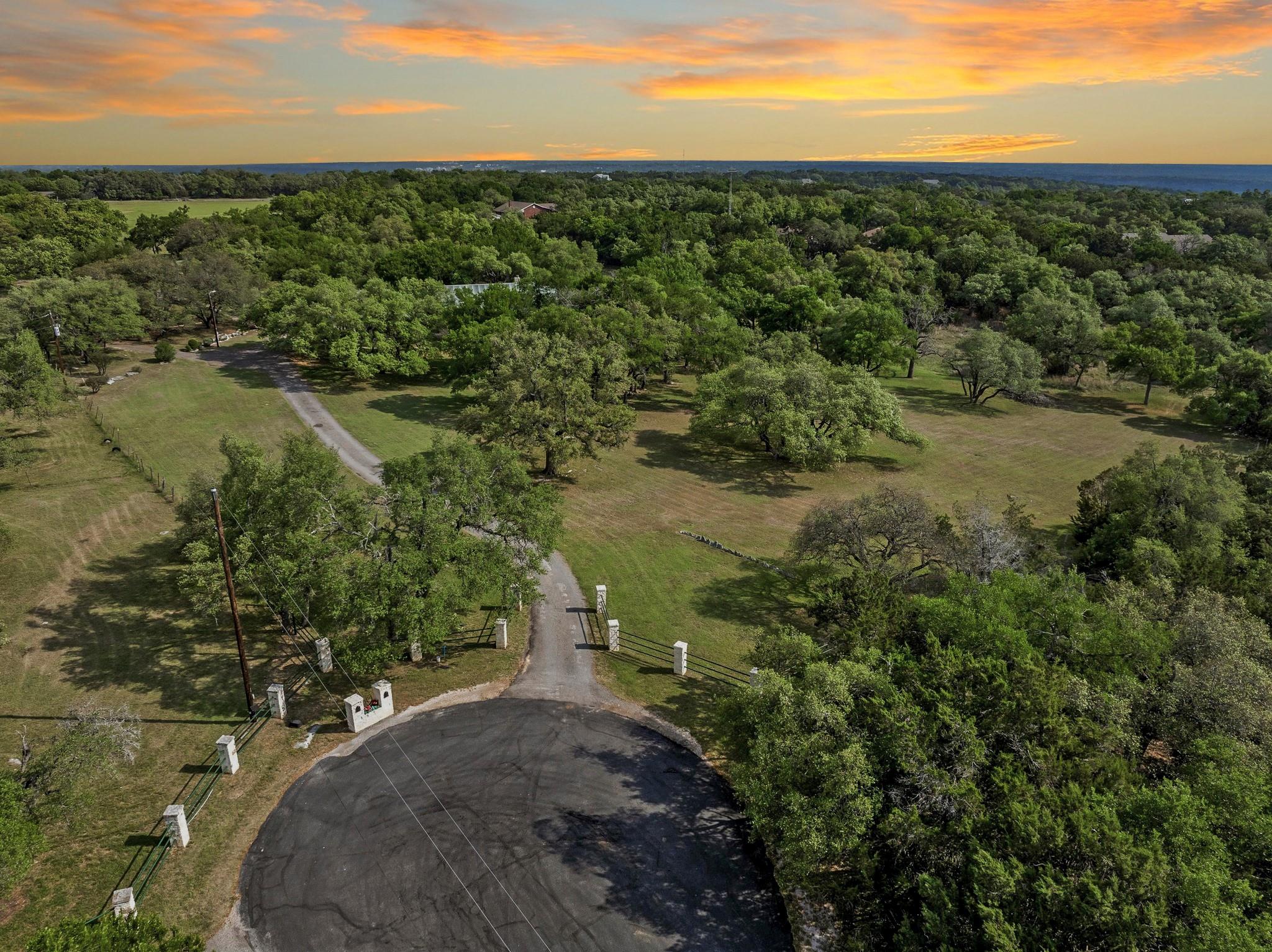 212 Wind Ridge CV