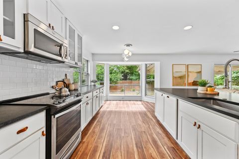 Tiny photo for 3405 Santa Fe DR, Austin, TX 78741 (MLS # 8525416)