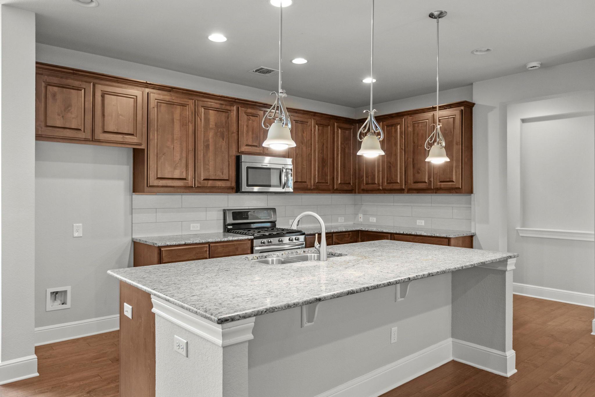 205 Cherokee Rose CIR
