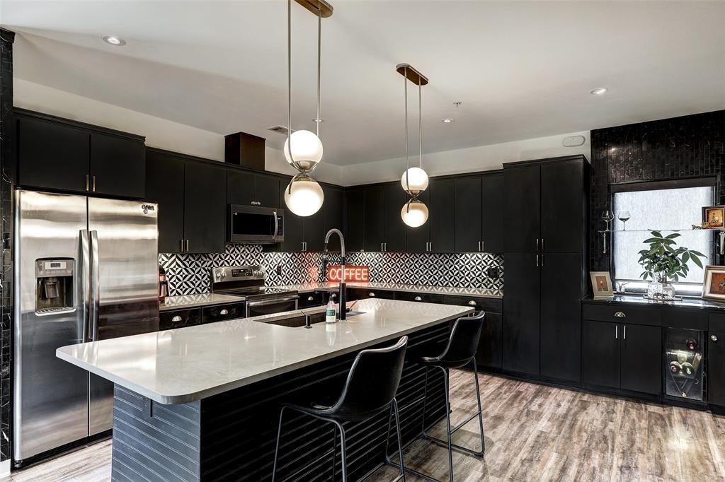 5924 S Congress Ave 14S