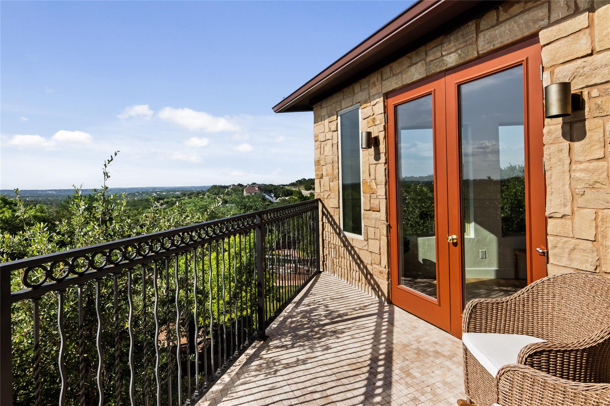 201 N Canyonwood DR