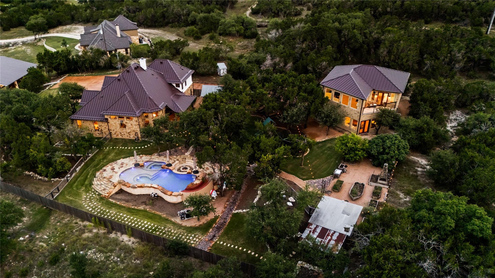201 N Canyonwood DR