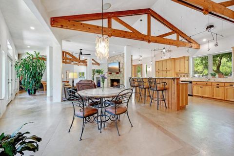 200 Raincloud Wimberley TX 78676
