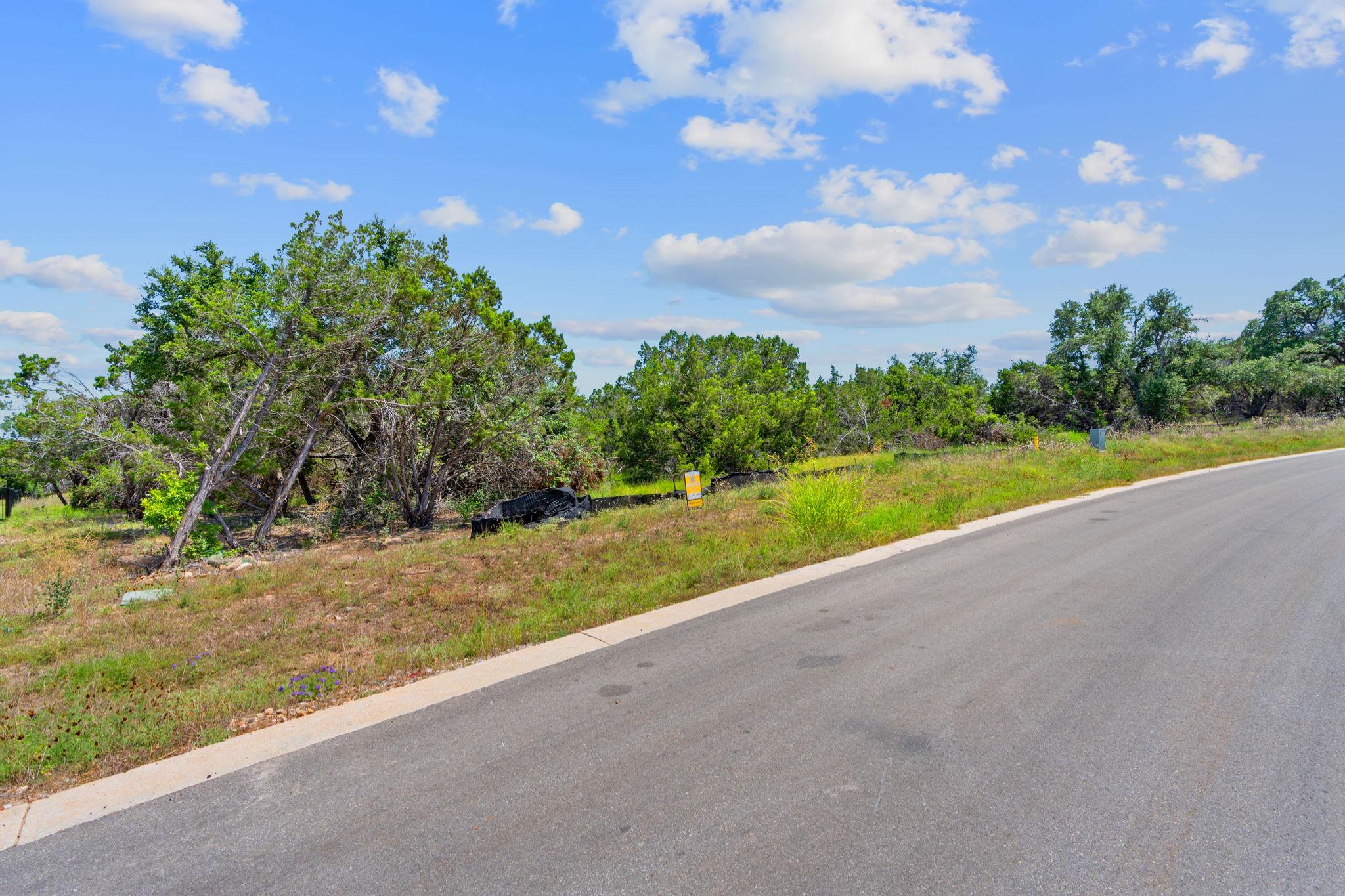 6505 Madrone Tree Ln