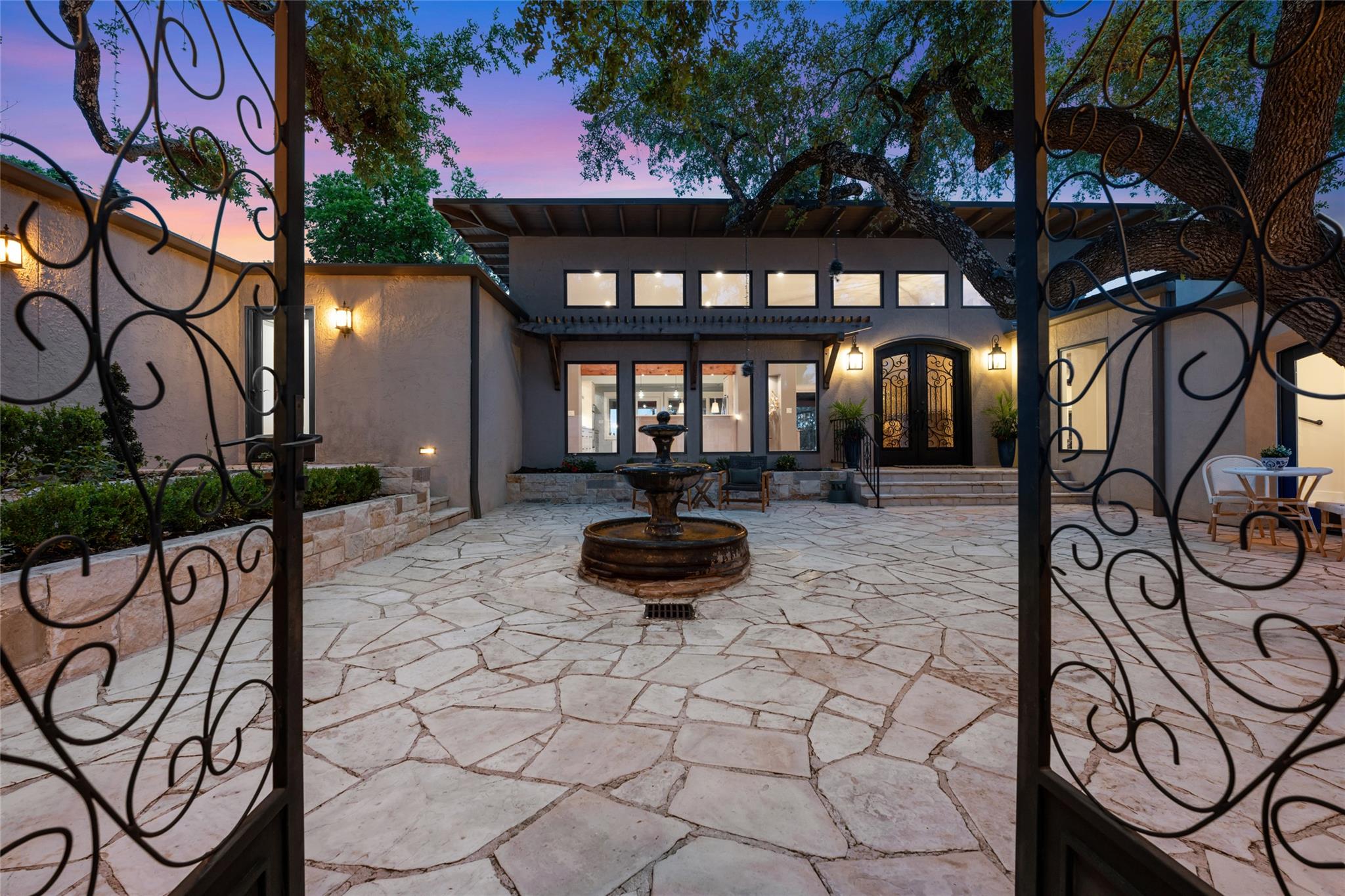 15911 Booth CIR